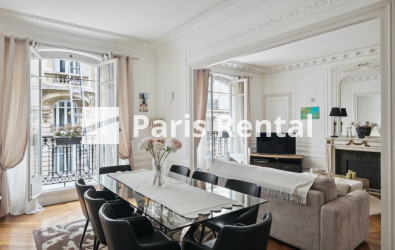 Living room - dining room - 
    17th district
  Etoile, Paris 75017
