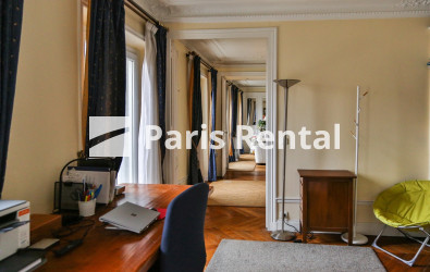 Office - Bedroom - 
    9th district
  Saint-Georges, Paris 75009
