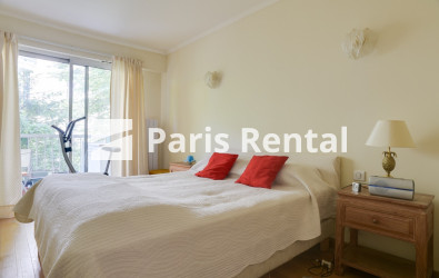 Bedroom 1 - 
    16th district
  Trocadéro, Paris 75016
