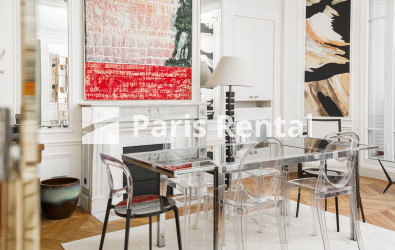 Dining room - 
    15th district
  Breteuil / Suffren, Paris 75015
