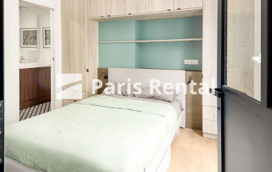 Bedroom - 
    15th district
  Breteuil / Suffren, Paris 75015
