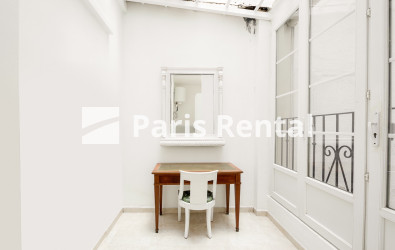 Office - 
    8th district
  Monceau, Paris 75008
