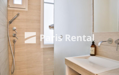 Bathroom (shower only) - 
    13th district
  Port Royal, Paris 75013
