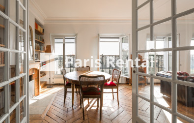 Living room - 
    4th district
  Le Marais, Paris 75004
