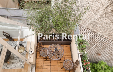  - 
    5th district
  Quartier Latin, Paris 75005
