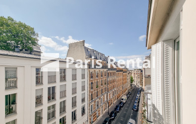  - 
    18th district
  Montmartre, Paris 75018

