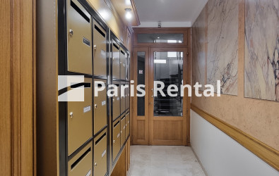  - 
    15th district
  Grenelle, Paris 75015
