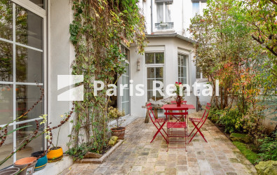  - 
    3rd district
  Le Marais, Paris 75003
