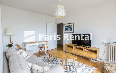  - 
    15th district
  Grenelle, Paris 75015
