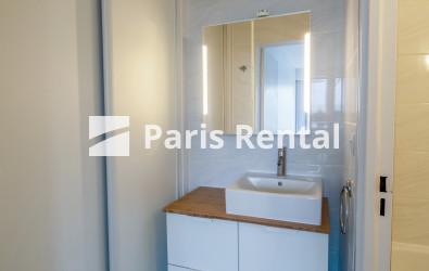  - 
    15th district
  Grenelle, Paris 75015
