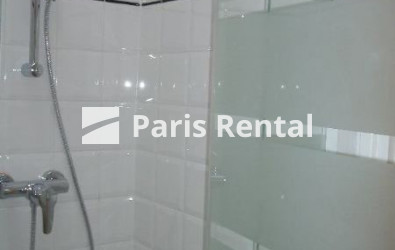 Bathroom (shower only) - 
    4th district
  Paris 75004
