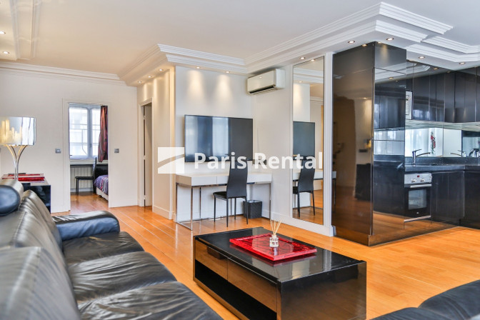 Living room - dining room - 
    16th district
  Passy - La Muette, Paris 75016
