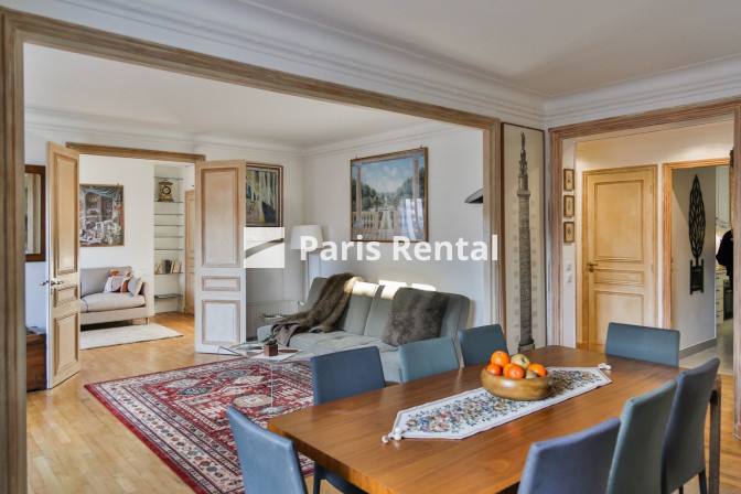 Living room - dining room - 
    16th district
  Trocadéro, Paris 75116

