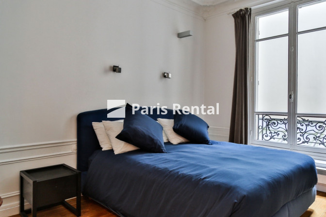 Bedroom 1 - 
    4th district
  Ile de la Cité, Paris 75004
