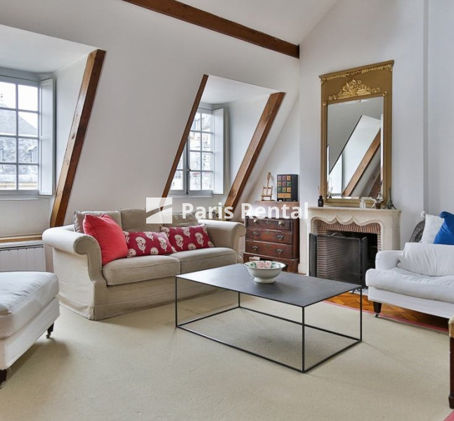 Living room - dining room - 
    3rd district
  Le Marais, Paris 75003
