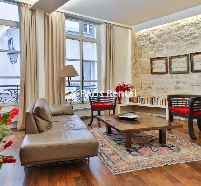 Living room - dining room - 
    2nd district
  Montorgueil, Paris 75002
