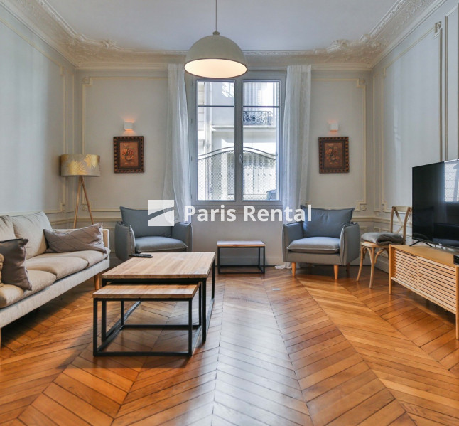 Living room - dining room - 
    17th district
  Wagram, Paris 75017
