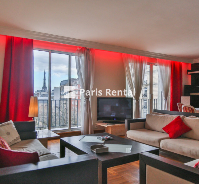 Living room - dining room - 
    15th district
  Pasteur - Vaugirard, Paris 75015
