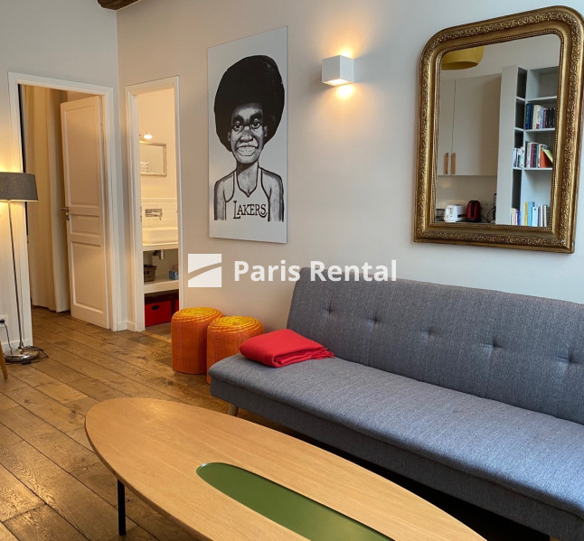 Living room - dining room - 
    4th district
  Le Marais, Paris 75004
