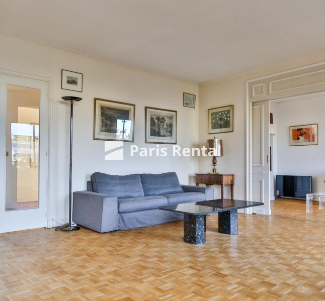 Living room - 
    16th district
  Victor Hugo, Paris 75116
