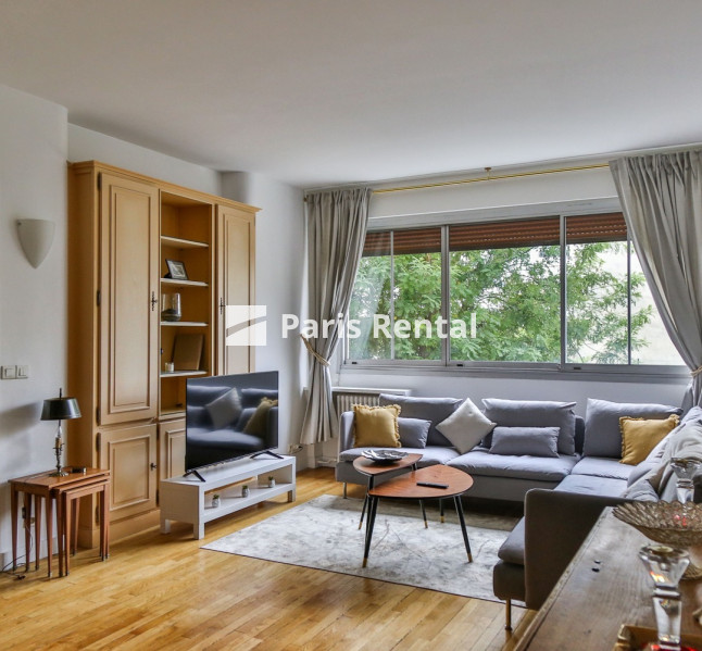 Living room - dining room - 
    Neuilly sur Seine
  Neuilly  St James, Neuilly sur Seine 92200
