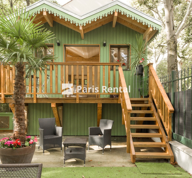  - 
    Neuilly sur Seine
  Neuilly-sur-Seine, Neuilly sur Seine 92200
