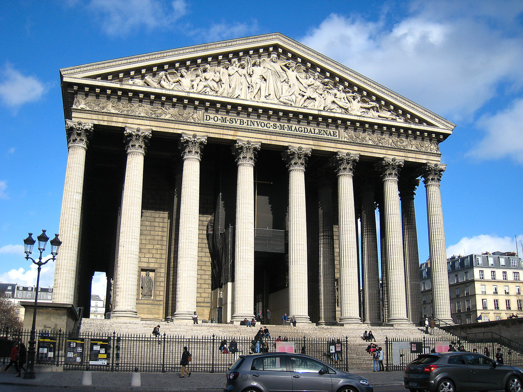 rental apartment paris 8th