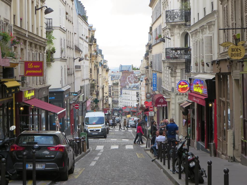 rental apartment paris 9th