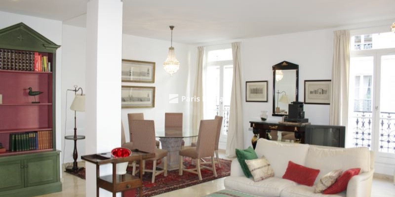 Living room - dining room - 
    16th district
  Paris 75016
