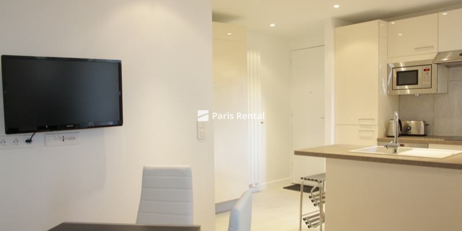 Living room - dining room - 
    16th district
  Paris 75016
