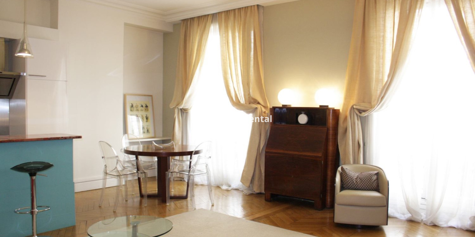 Living room - dining room - 
    8th district
  Champs-Elysées / Etoile / Victor Hugo, Paris 75008
