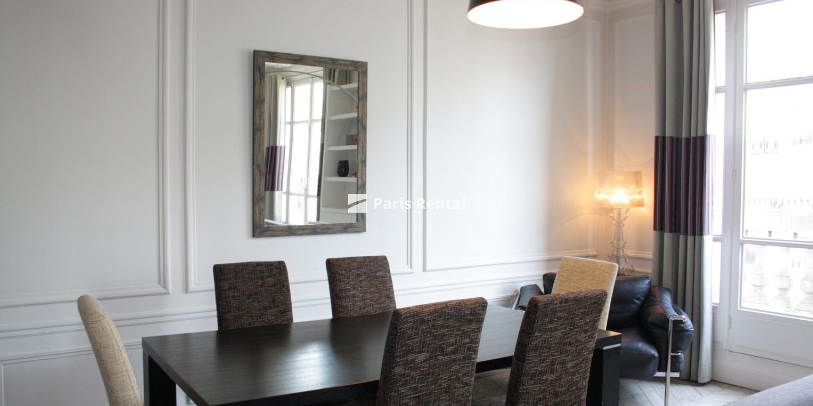 Living room - dining room - 
    16th district
  Trocadéro / Passy, Paris 75016
