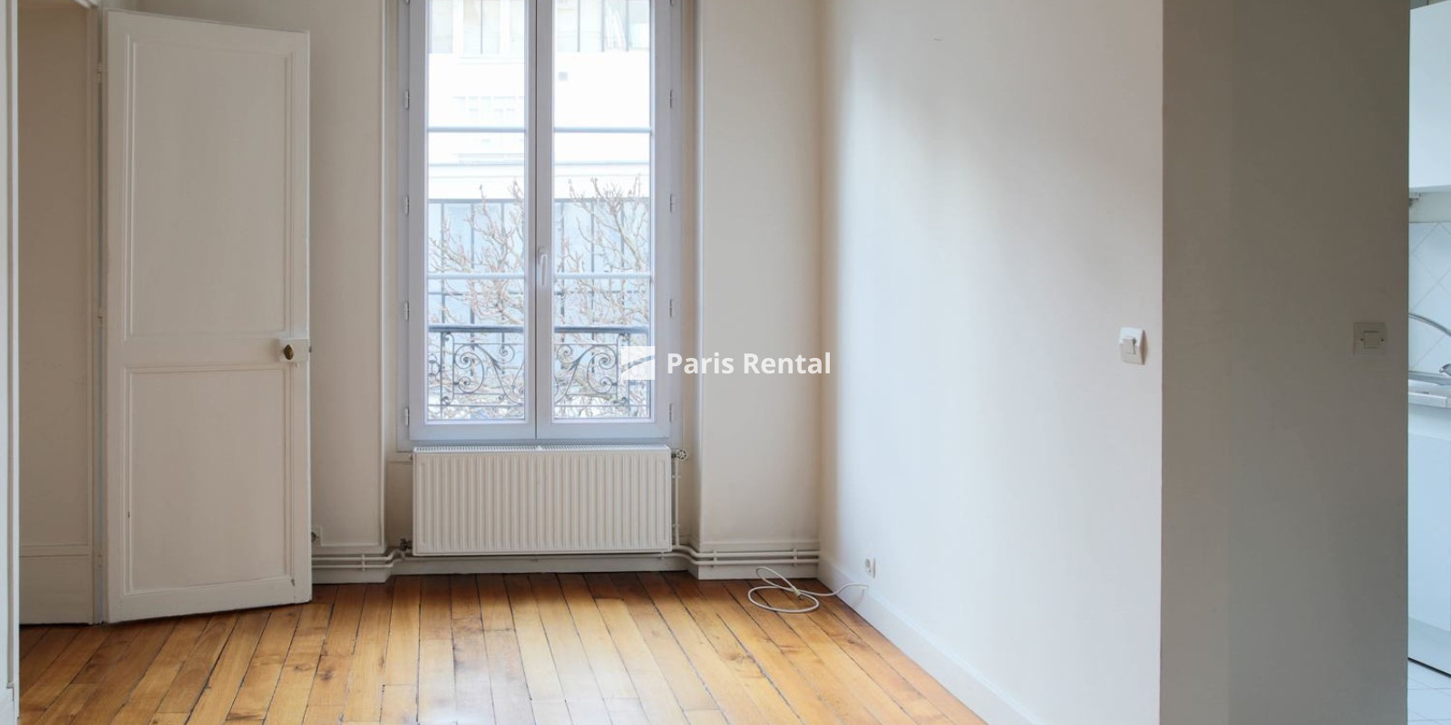 Living room - 
    14th district
  Paris 75014
