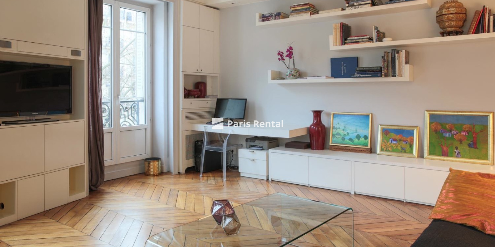 Living room - 
    1st district
  Paris 75001
