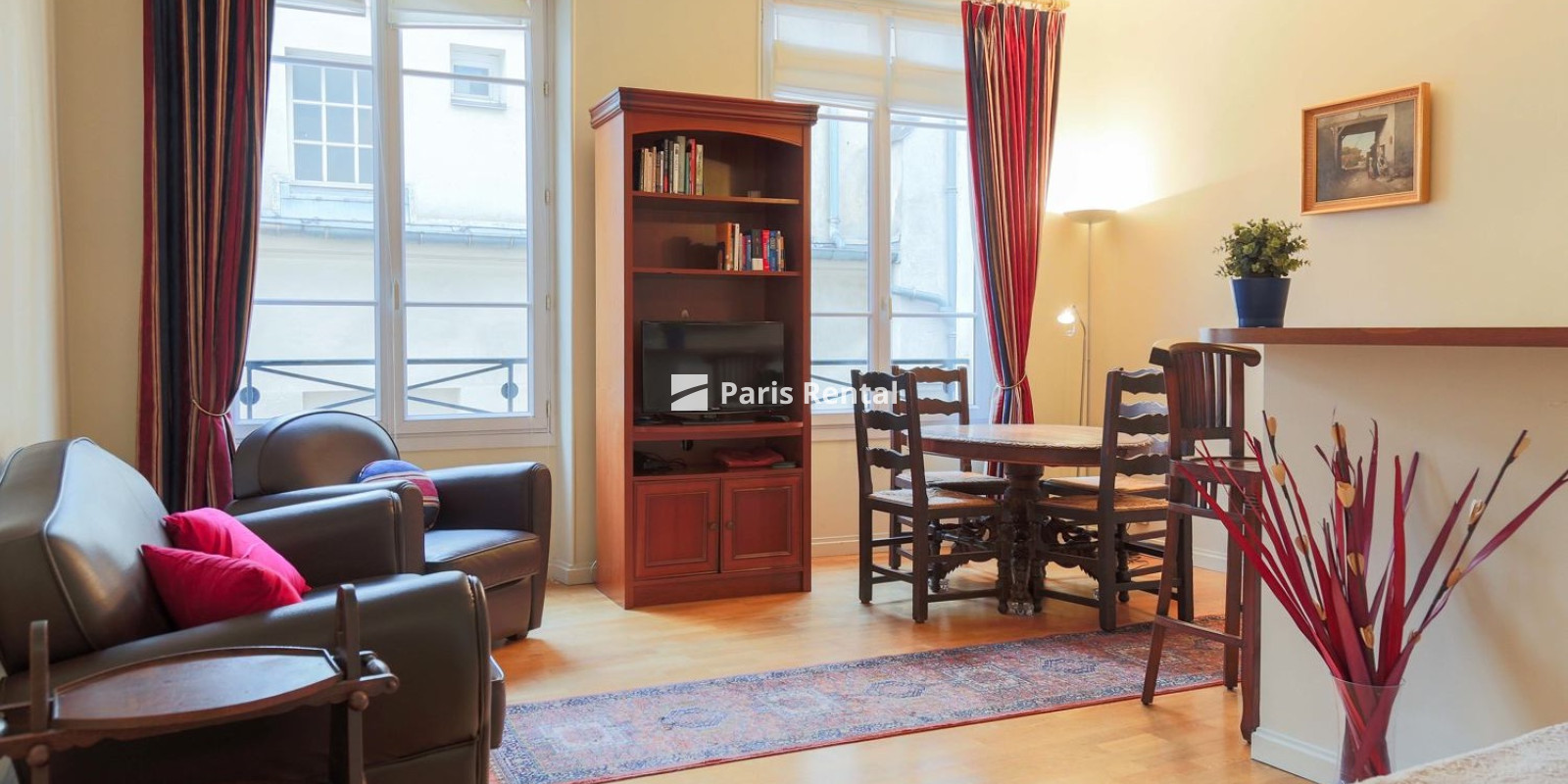Living room - dining room - 
    1st district
  Louvre, Paris 75001
