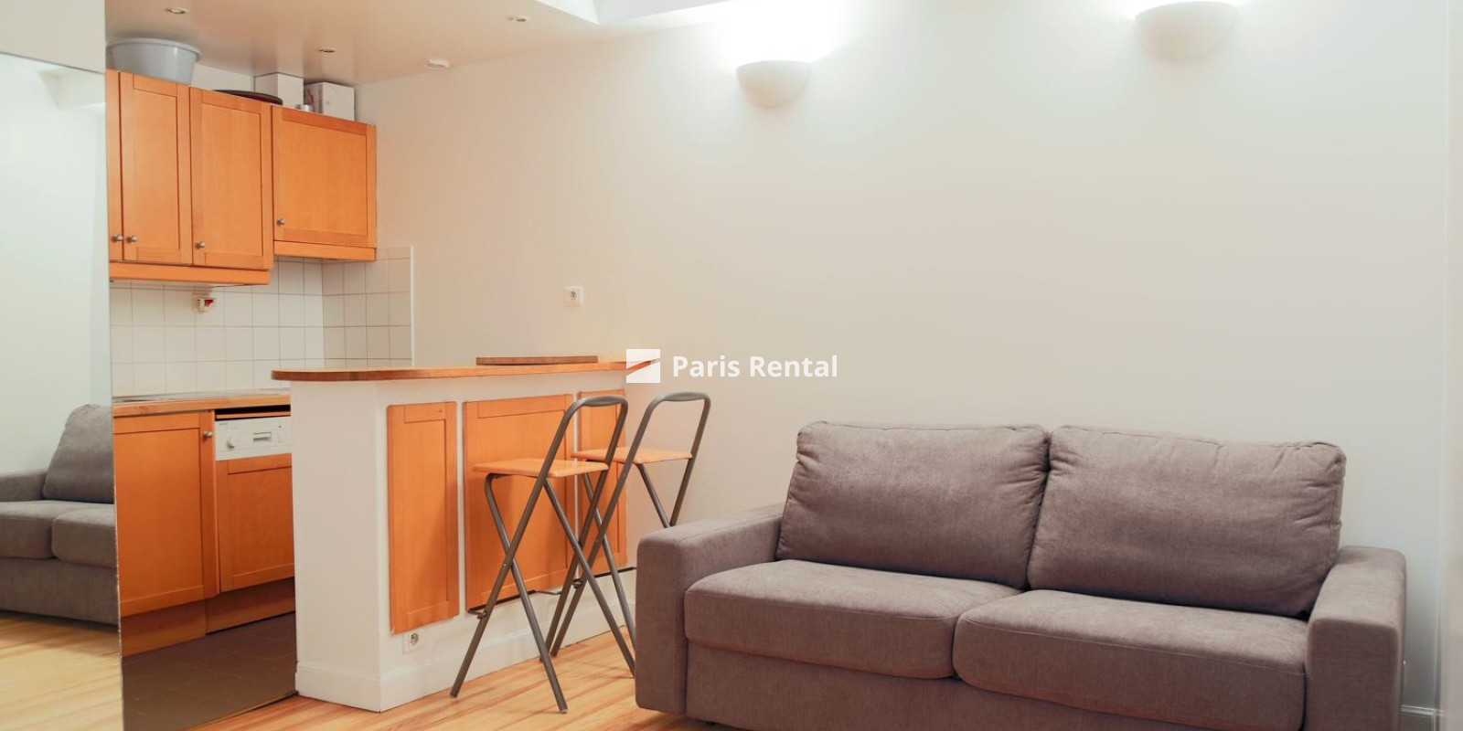 Living room - 
    1st district
  Les Halles, Paris 75001
