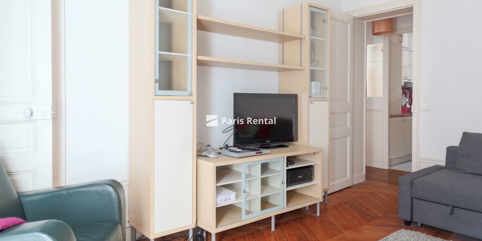 Living room - dining room - 
    17th district
  Paris 75017
