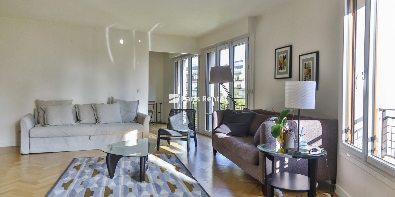 Living room - dining room - 
    16th district
  Auteuil, Paris 75016
