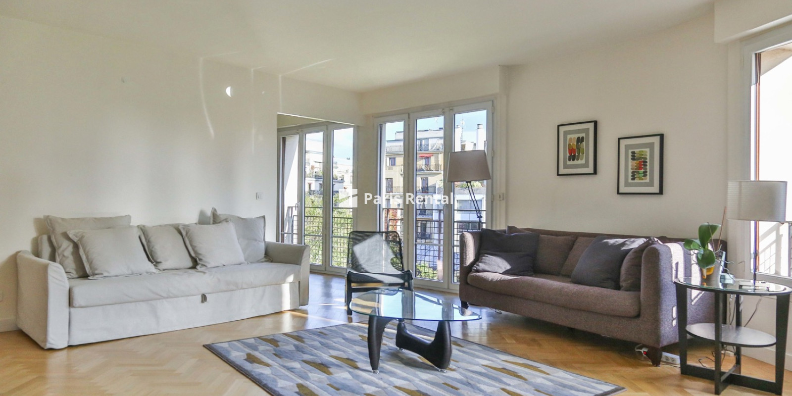 Living room - dining room - 
    16th district
  Auteuil, Paris 75016
