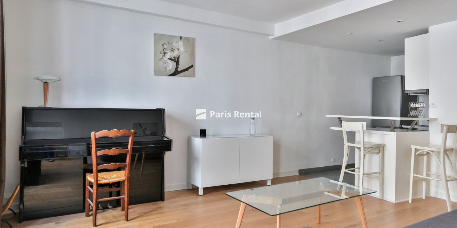 Living room - dining room - 
    4th district
  Le Marais, Paris 75004

