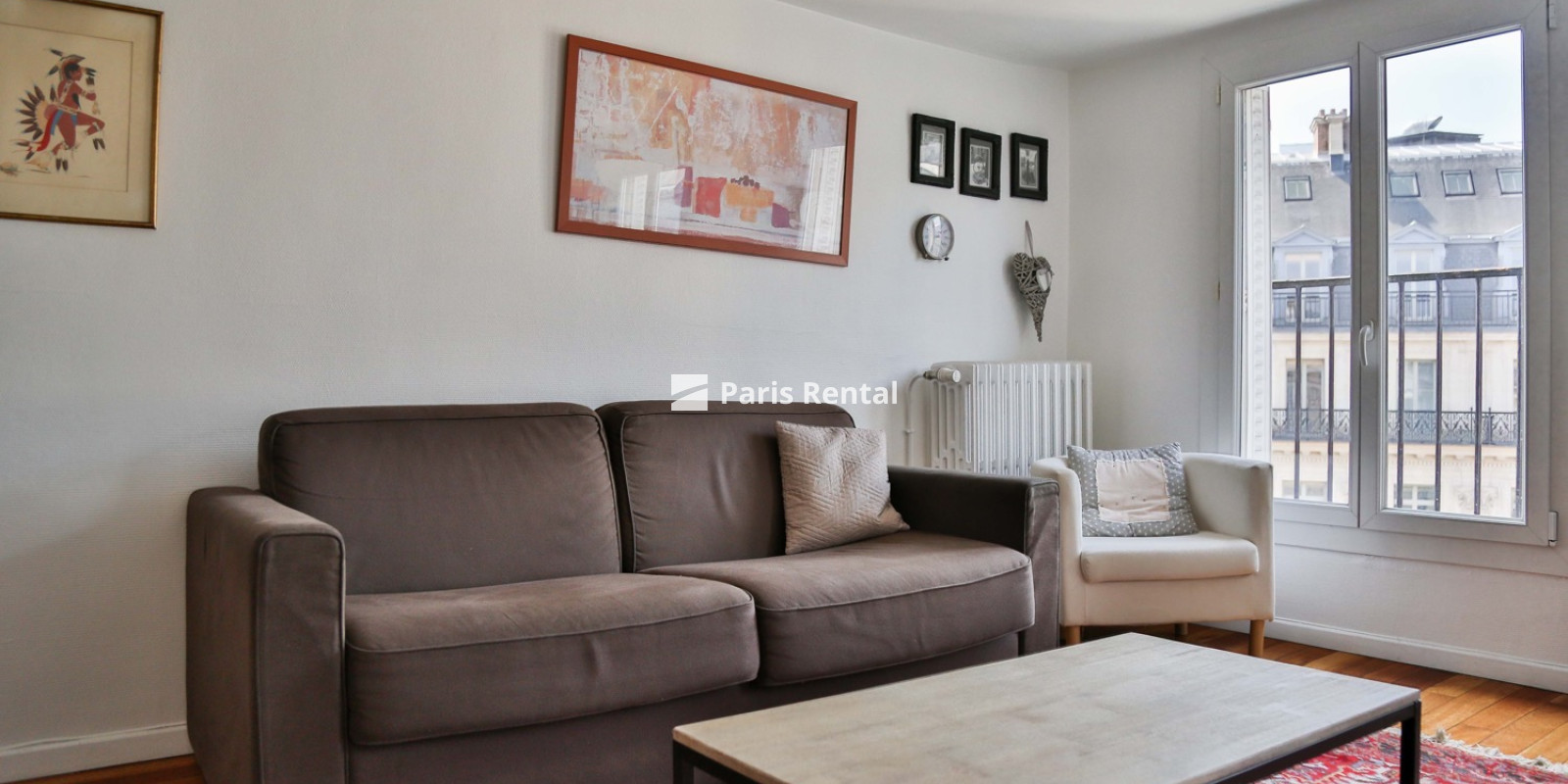 Living room - dining room - 
    9th district
  Madeleine / Opéra / Tuileries, Paris 75009

