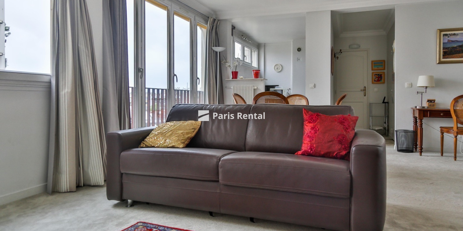 Living room - dining room - 
    15th district
  Grenelle, Paris 75015
