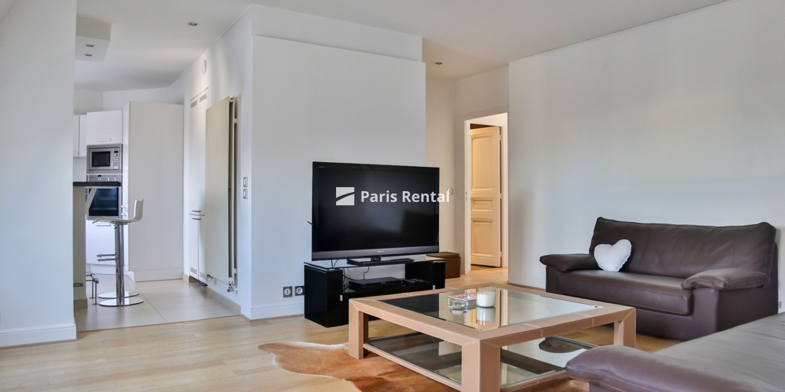 Living room - dining room - 
    17th district
  Monceau, Paris 75017
