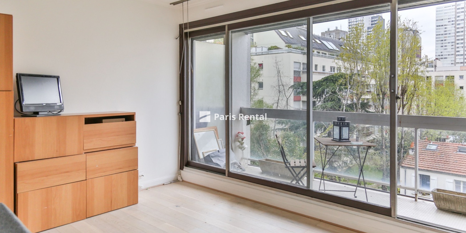 Living room - dining room - 
    15th district
  Grenelle, Paris 75015
