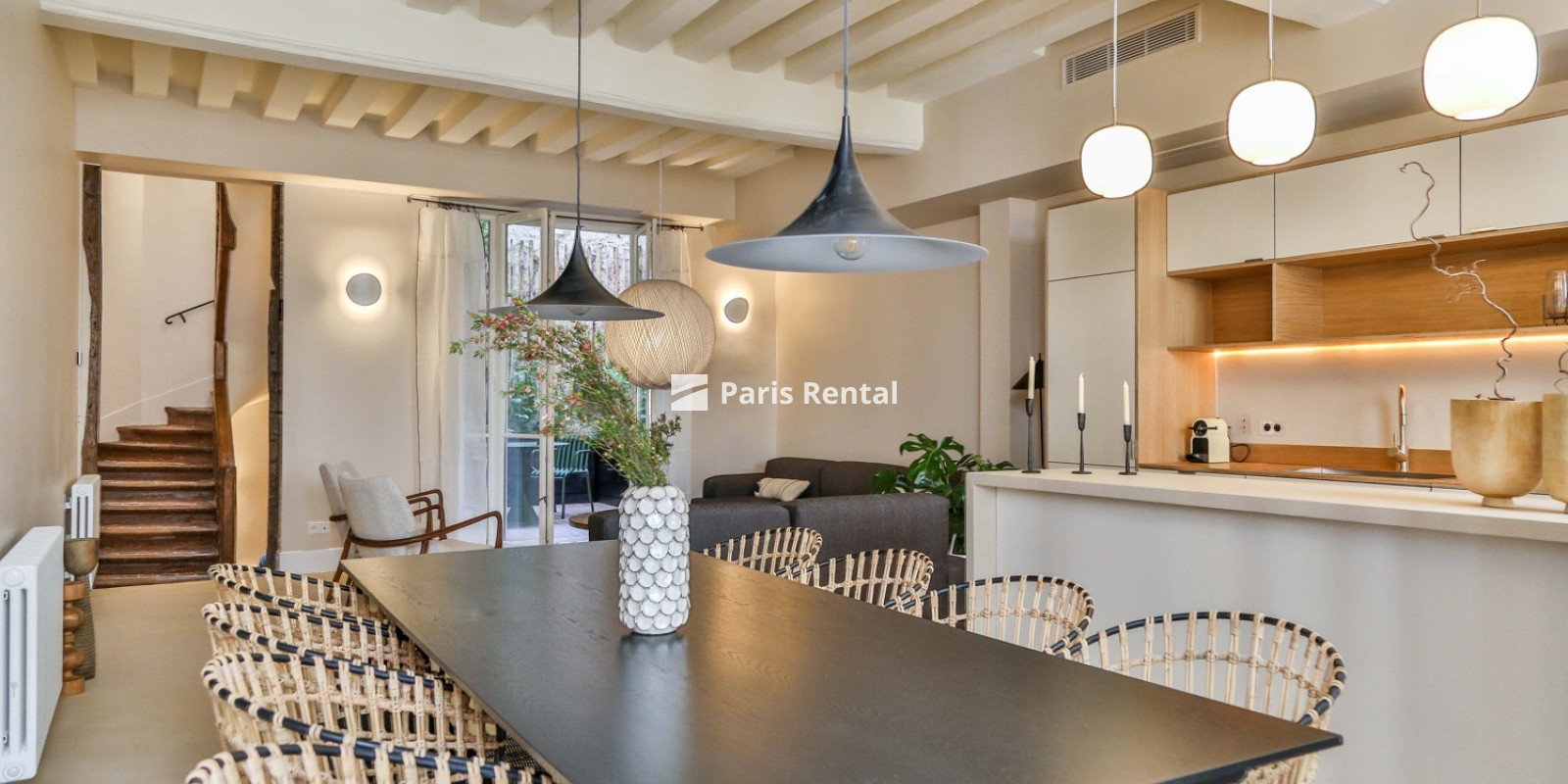 Living room - dining room - 
    6th district
  St.Germain des Prés, Paris 75006
