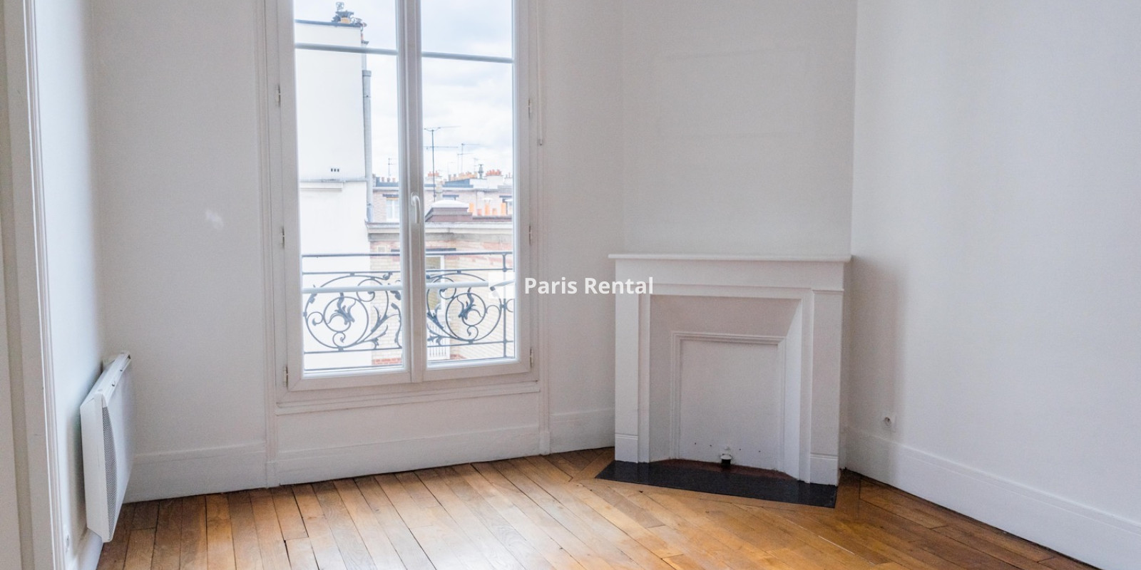 Bedroom - 
    12th district
  Paris 75012
