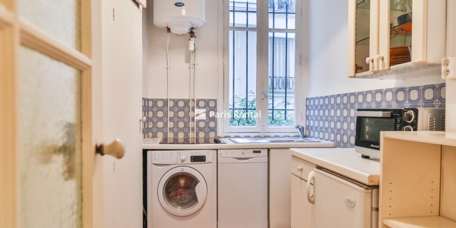 Kitchen - 
    18th district
  Montmartre, Paris 75018
