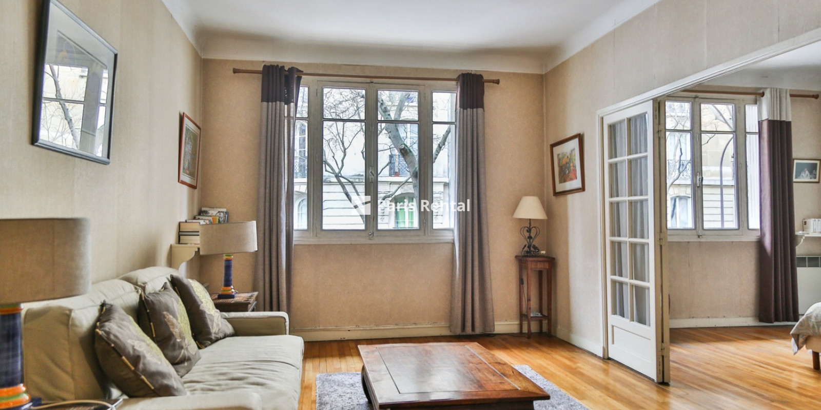 Living room - 
    15th district
  Paris 75015
