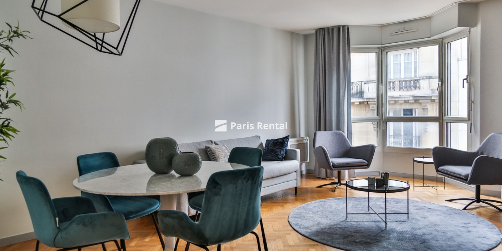 Living room - dining room - 
    17th district
  Péreire, Paris 75017
