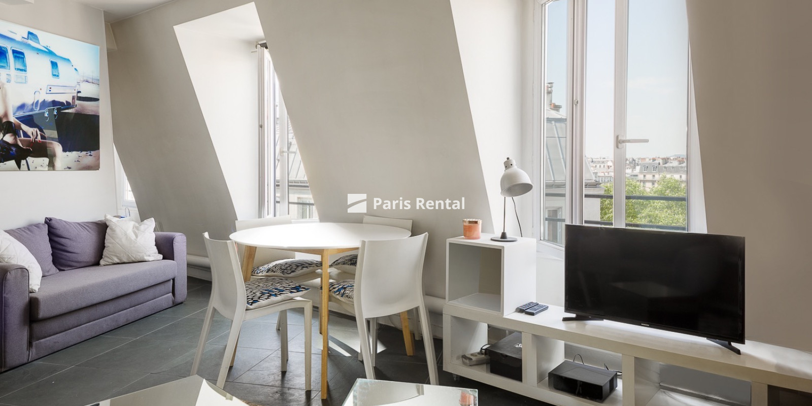 Living room - 
    8th district
  Monceau, Paris 75008

